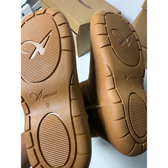 Bundle of 2 pairs Athlefit Womens Platform Flat Bottom Boot Cognac and Sand  9 - Picture 5 of 8
